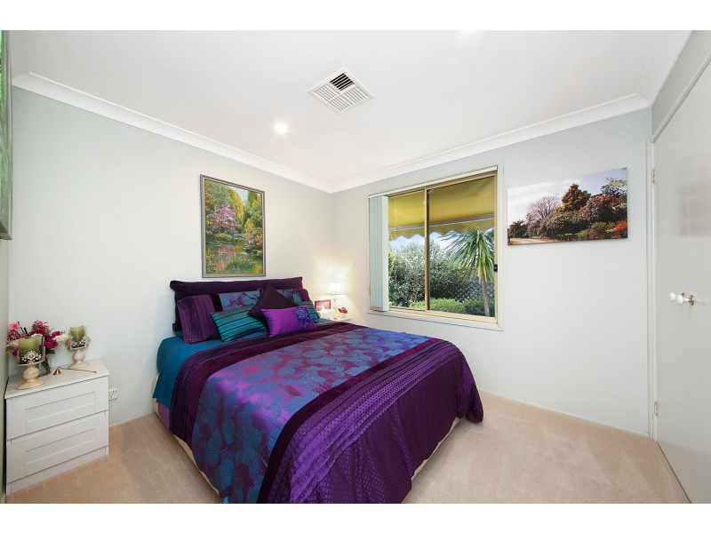 8 Correa Court, Voyager Point NSW 2172