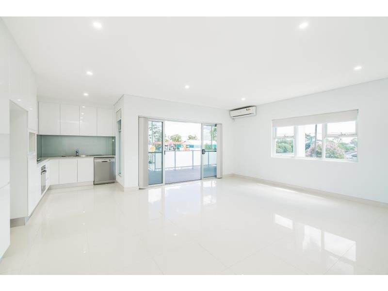 1/27 Woodville Road, Chester Hill NSW 2162