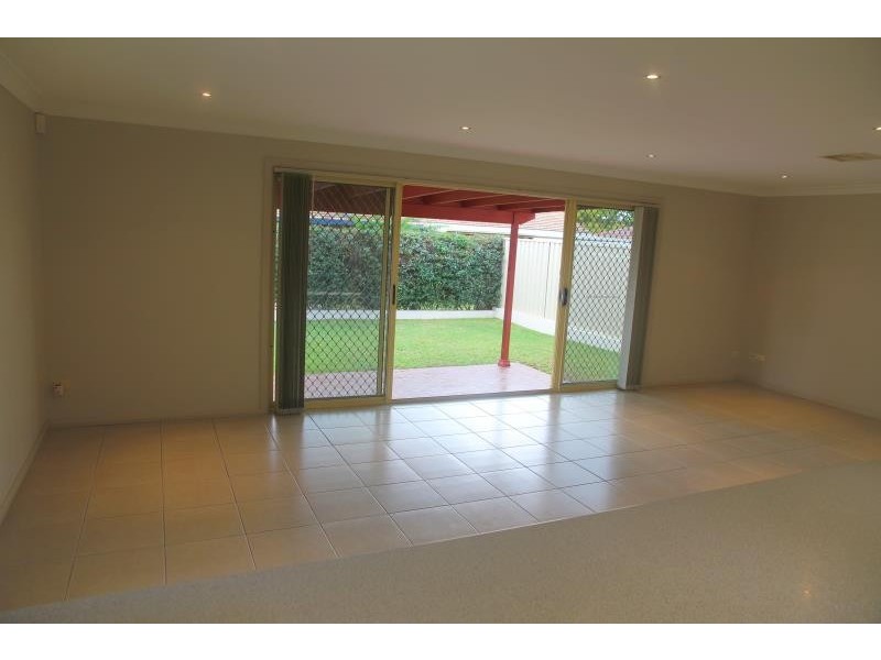 279b EPSOM RD, Chipping Norton NSW 2170