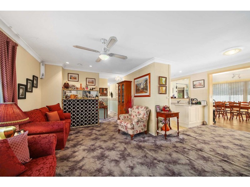 4 Rail Place, Chipping Norton NSW 2170