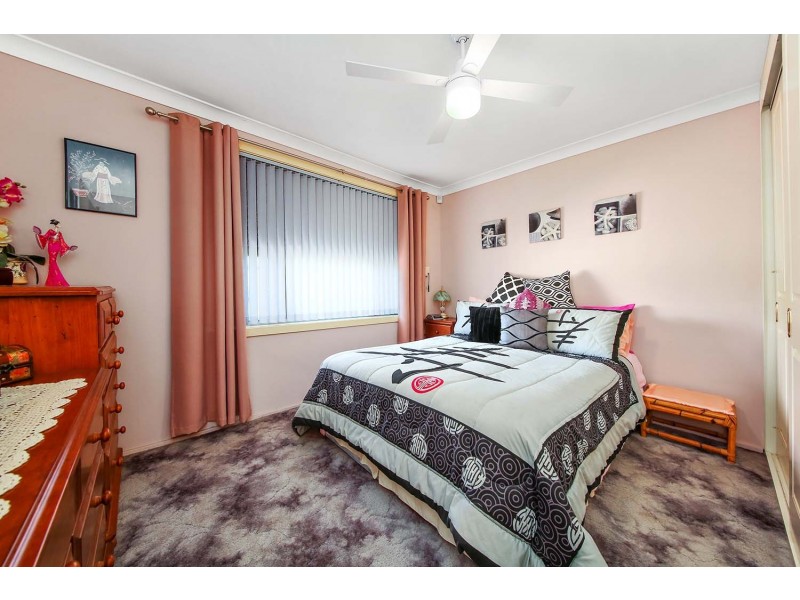 4 Rail Place, Chipping Norton NSW 2170