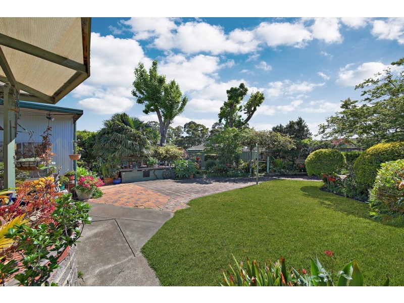 4 Rail Place, Chipping Norton NSW 2170