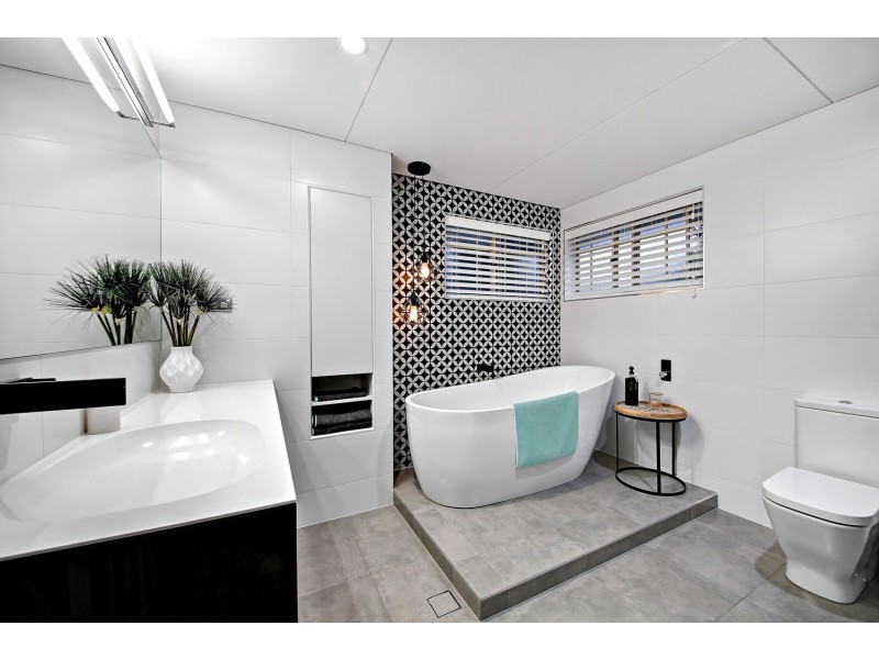 Voyager Point NSW 2172