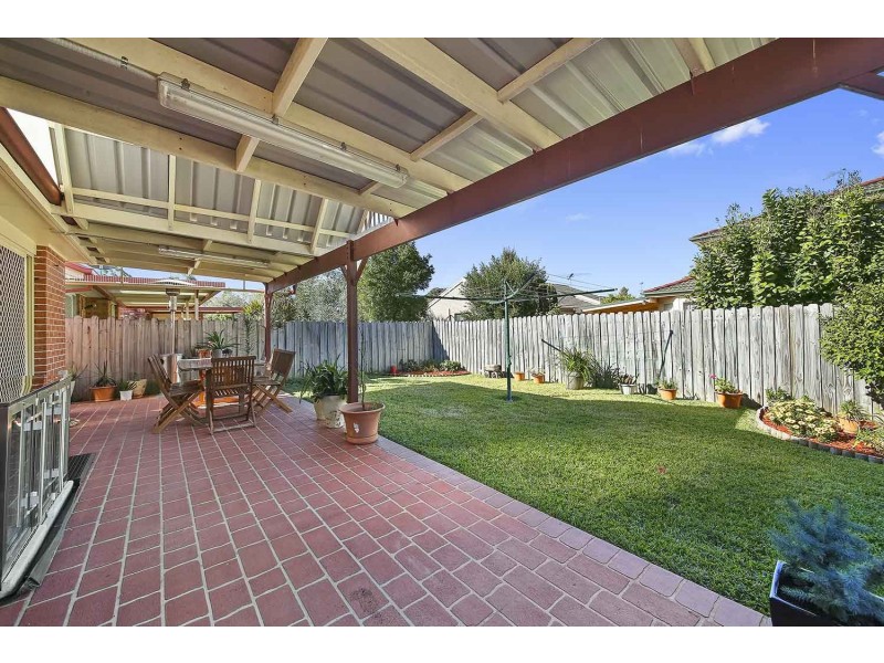 Wattle Grove NSW 2173