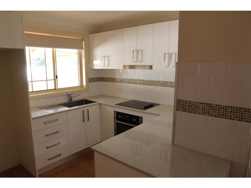 40B Wellwood Avenue, Moorebank NSW 2170