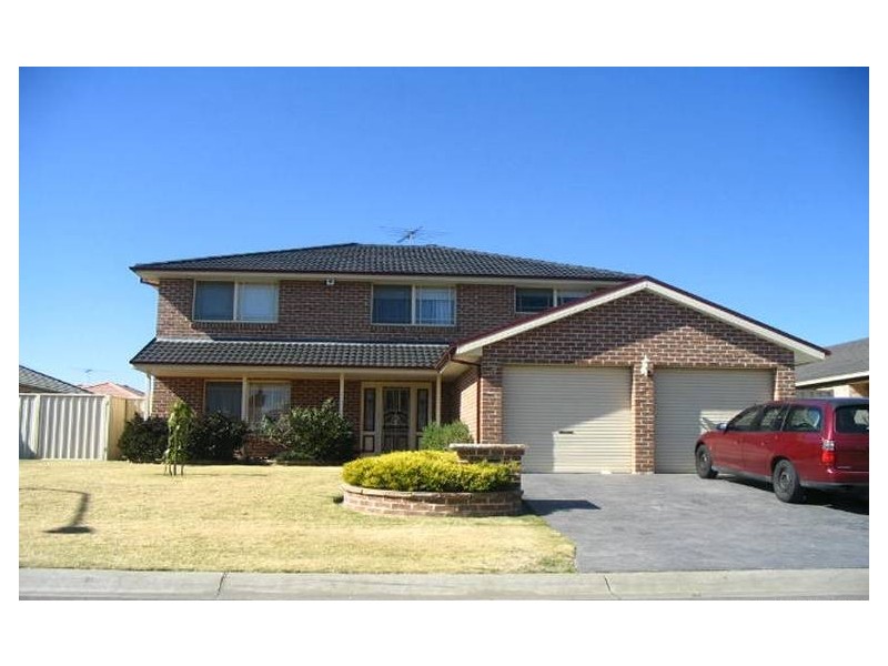 3 Clipper Clo Chipping Norton, Chipping Norton NSW 2170