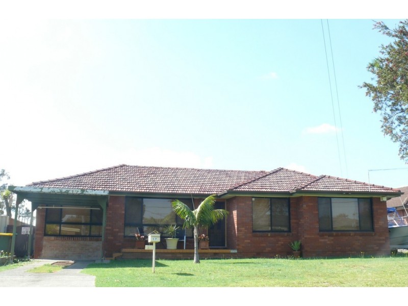 17 Longstaff Avenue, Chipping Norton NSW 2170
