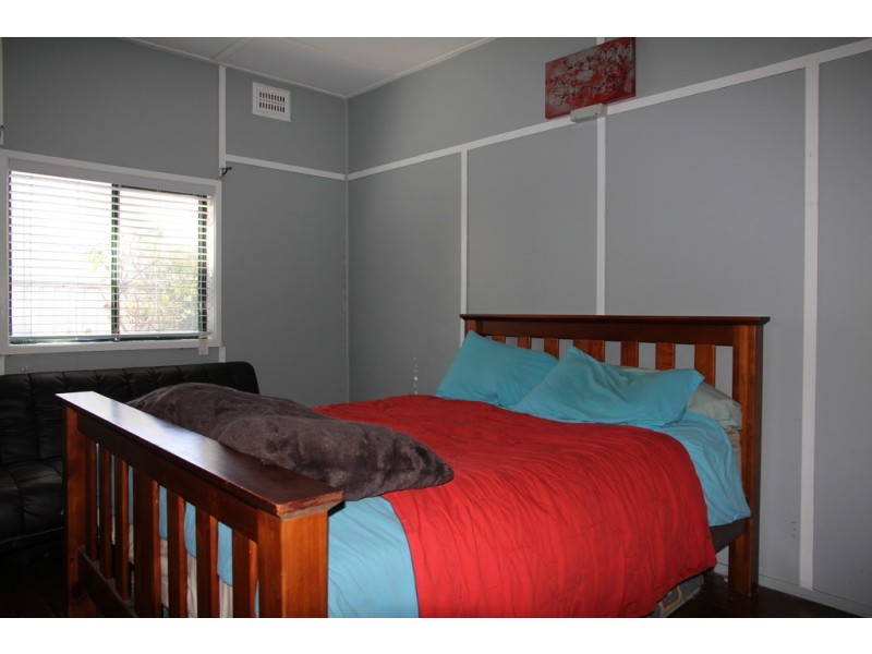 22 Stewart Avenue, Hammondville NSW 2170