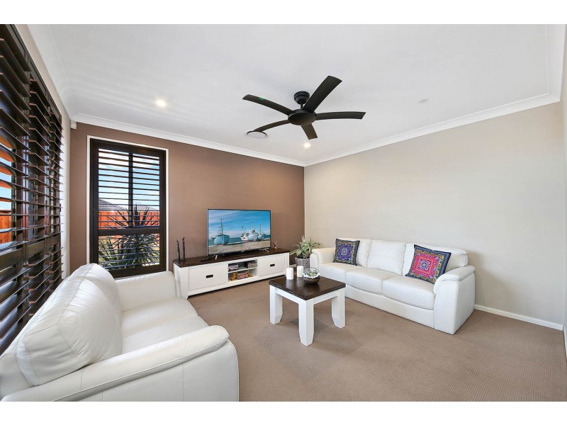 11 Velour Crescent, Moorebank NSW 2170