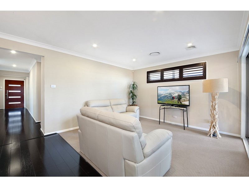 11 Velour Crescent, Moorebank NSW 2170