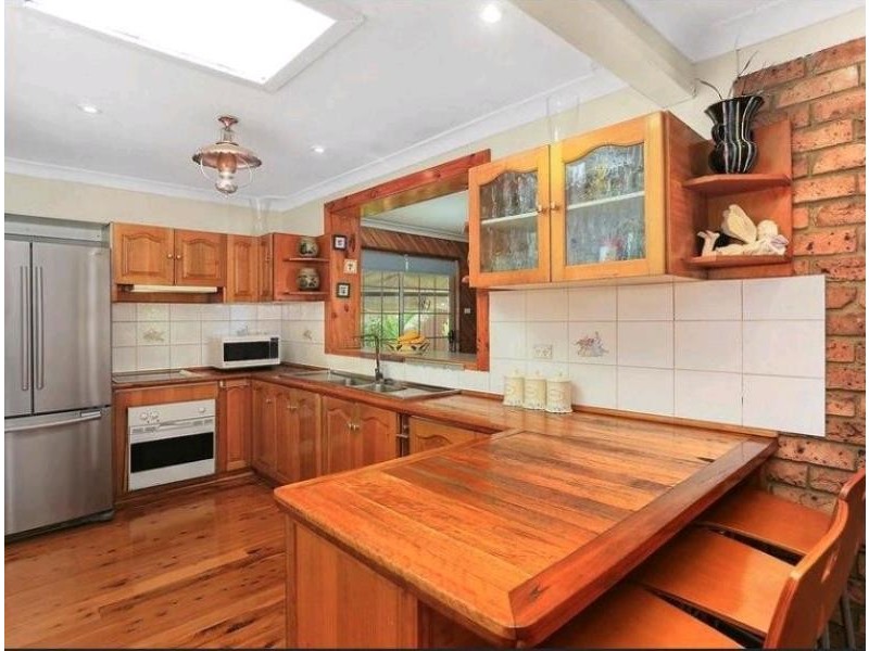 3 PAINE AVENUE, Moorebank NSW 2170