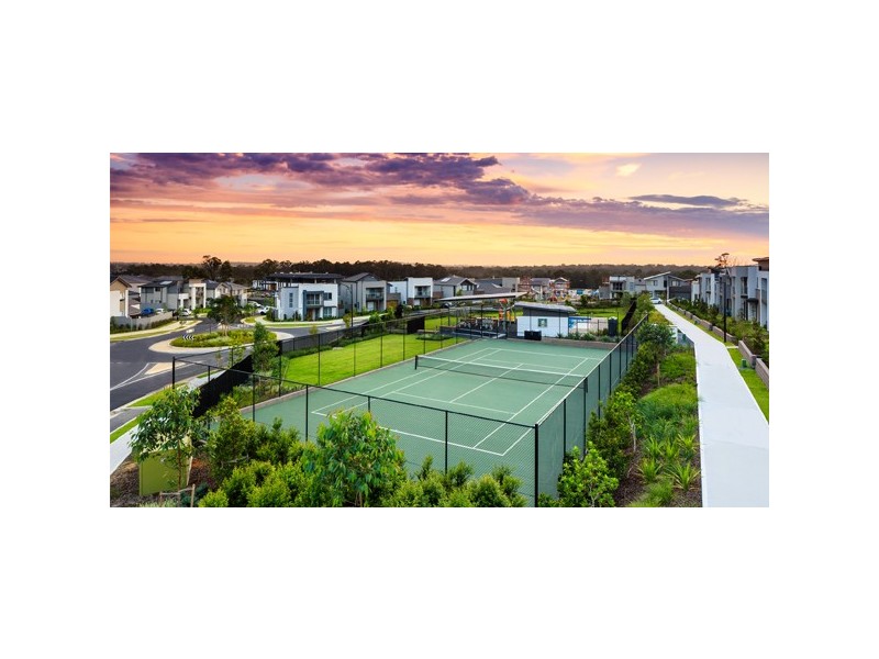 8 Boyce Avenue, Moorebank NSW 2170