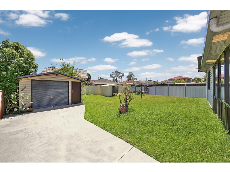 35 Guthega Crescent, Heckenberg NSW 2168