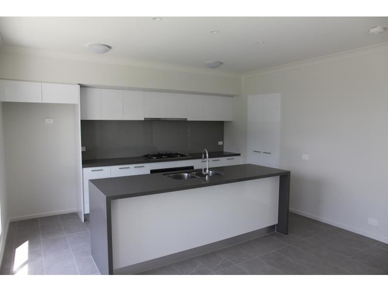 55 Greenview Drive, Moorebank NSW 2170