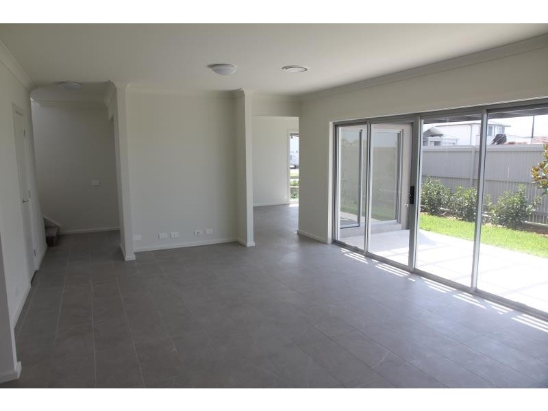 55 Greenview Drive, Moorebank NSW 2170