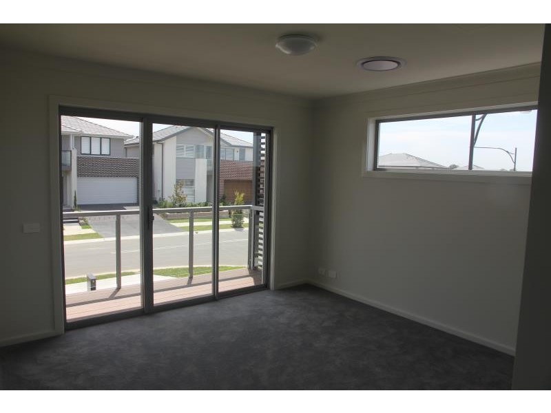 55 Greenview Drive, Moorebank NSW 2170