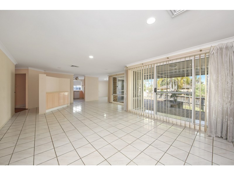 Wattle Grove NSW 2173