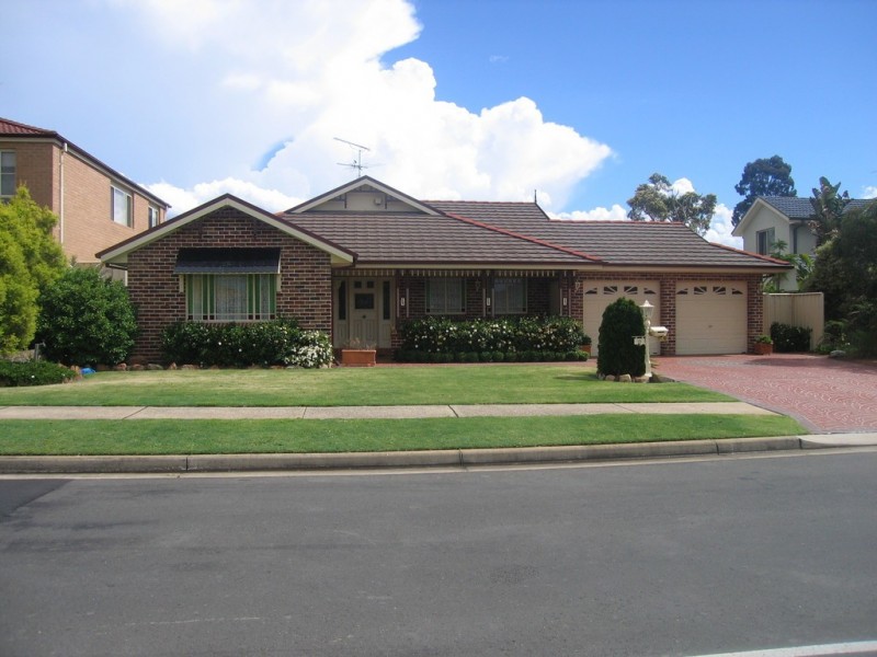 19 Wattle grove Drive, Wattle Grove NSW 2173