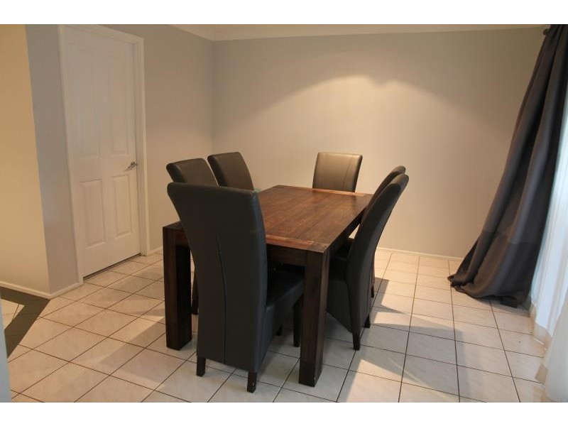 11 TUSCULUM, Wattle Grove NSW 2173