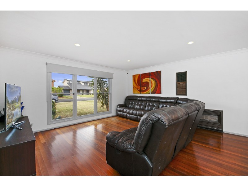 16 Lavington Avenue, Chipping Norton NSW 2170