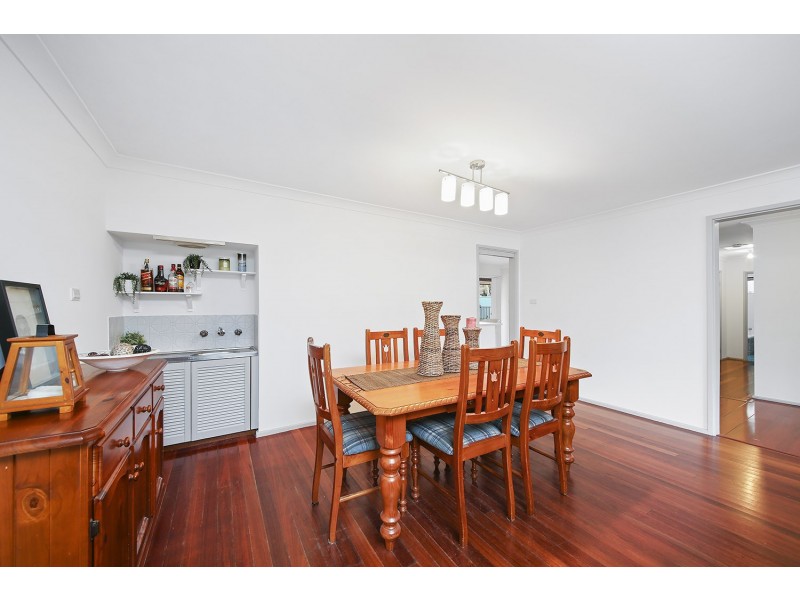 16 Lavington Avenue, Chipping Norton NSW 2170