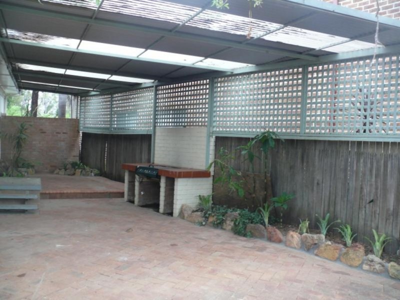 15 Derna Road, Holsworthy NSW 2173