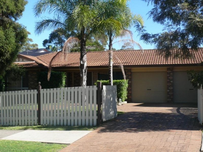 27 Lighthorse Parade, Holsworthy NSW 2173