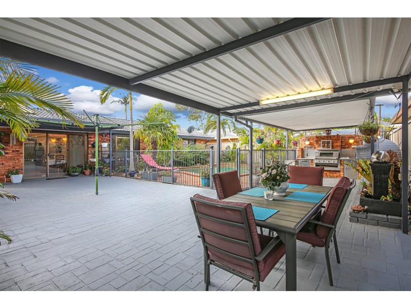 27 Lavington Avenue, Chipping Norton NSW 2170