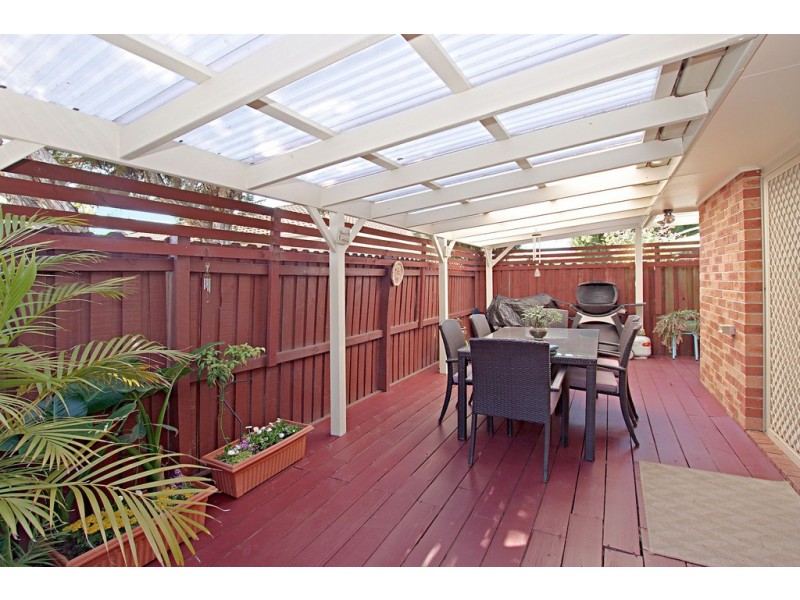 15 Orara Court, Wattle Grove NSW 2173