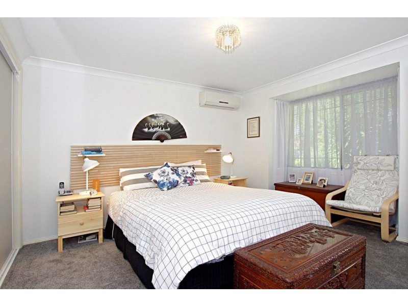 15 Orara Court, Wattle Grove NSW 2173