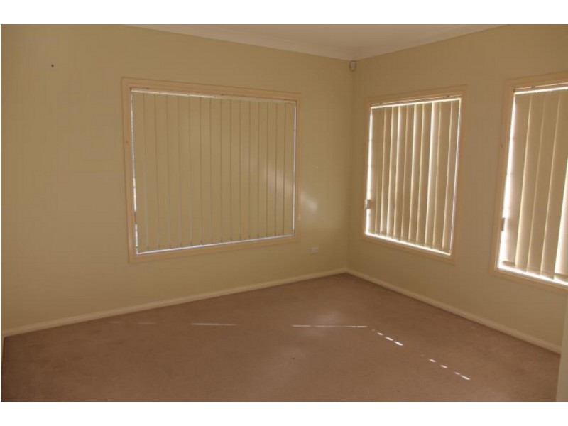 42A Stewart Ave, Hammondville NSW 2170