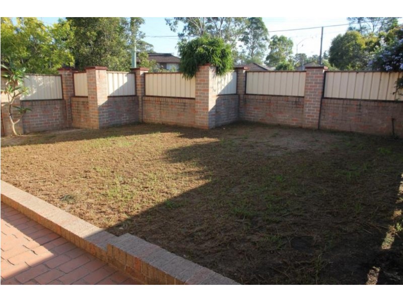 42A Stewart Ave, Hammondville NSW 2170