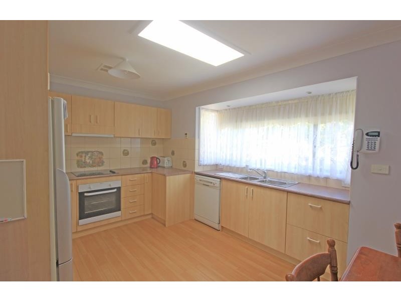 24 Mantalini Street, Ambarvale NSW 2560