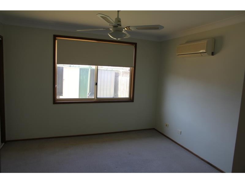 3 Warrego Court, Wattle Grove NSW 2173