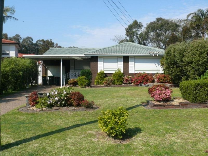 4 Freda Place, Moorebank NSW 2170