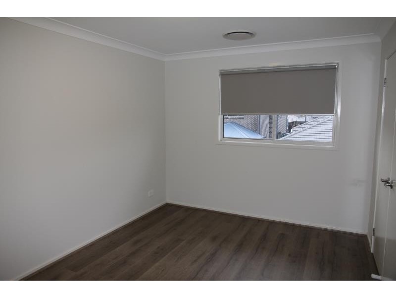 57 Horizon Circuit, Moorebank NSW 2170