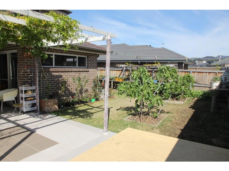 140 MADDECKS AVE, Moorebank NSW 2170