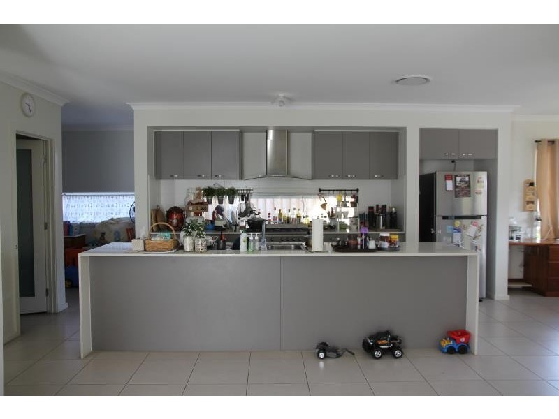 140 MADDECKS AVE, Moorebank NSW 2170