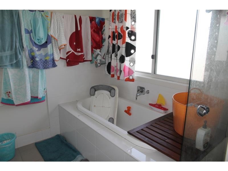 140 MADDECKS AVE, Moorebank NSW 2170