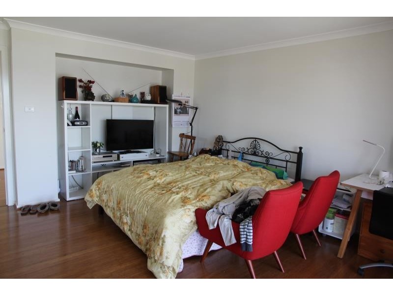 140 MADDECKS AVE, Moorebank NSW 2170