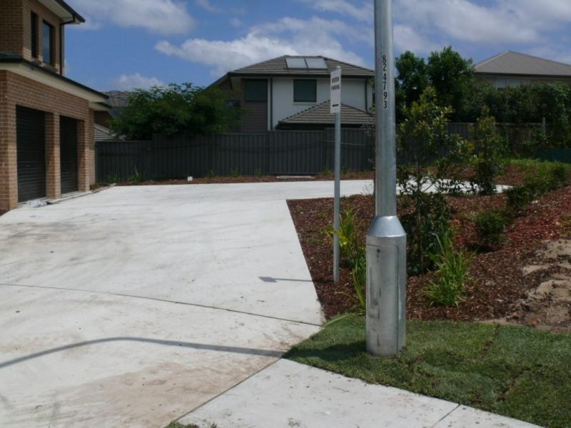10/1 Ikara Crescent, Moorebank NSW 2170