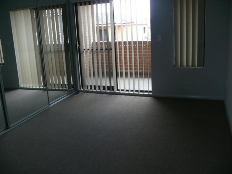 3/1 Ikara Crescent, Moorebank NSW 2170