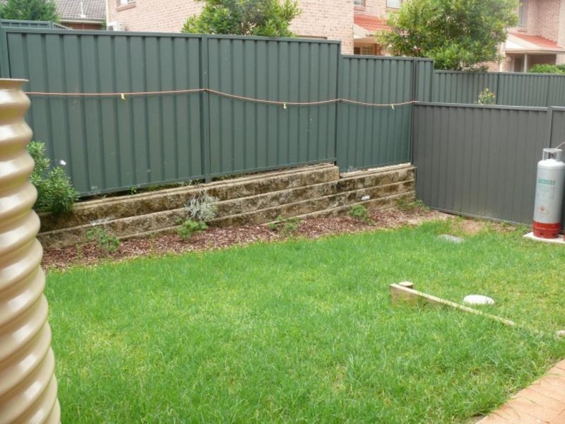 3/1 Ikara Crescent, Moorebank NSW 2170