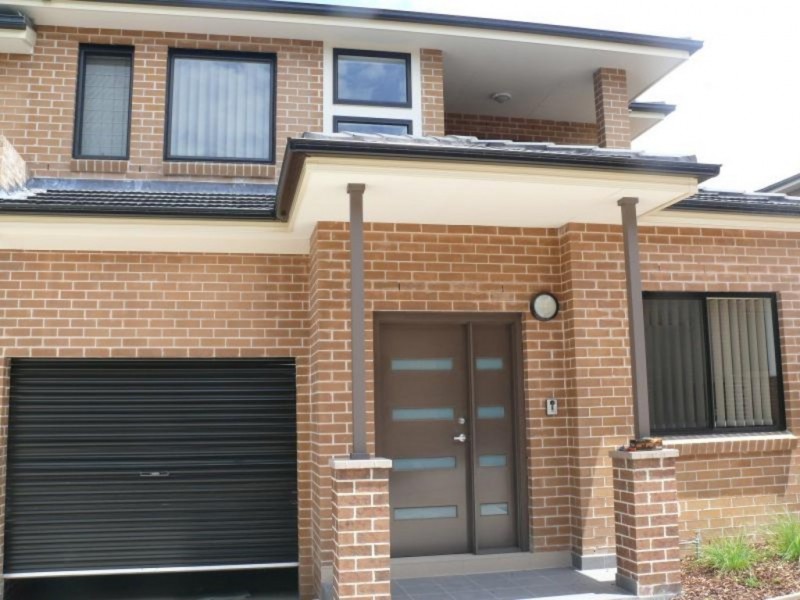 7/1 Ikara Crescent, Moorebank NSW 2170