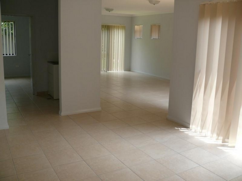 7/1 Ikara Crescent, Moorebank NSW 2170