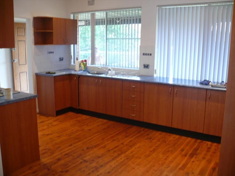 10 Cooper Ave, Moorebank NSW 2170