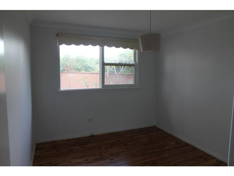 2 GOLDFINCH AVENUE, Moorebank NSW 2170