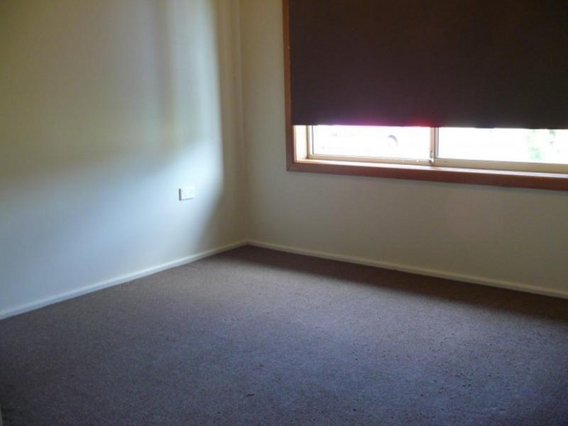 86 Jack O’Sullivan Rd, Moorebank NSW 2170