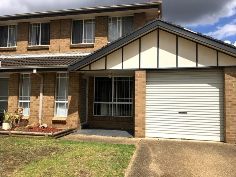 19A WELLWOOD AVE, Moorebank NSW 2170