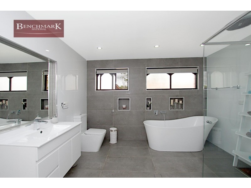 3 Lady Penrhyn Close, Lurnea NSW 2170